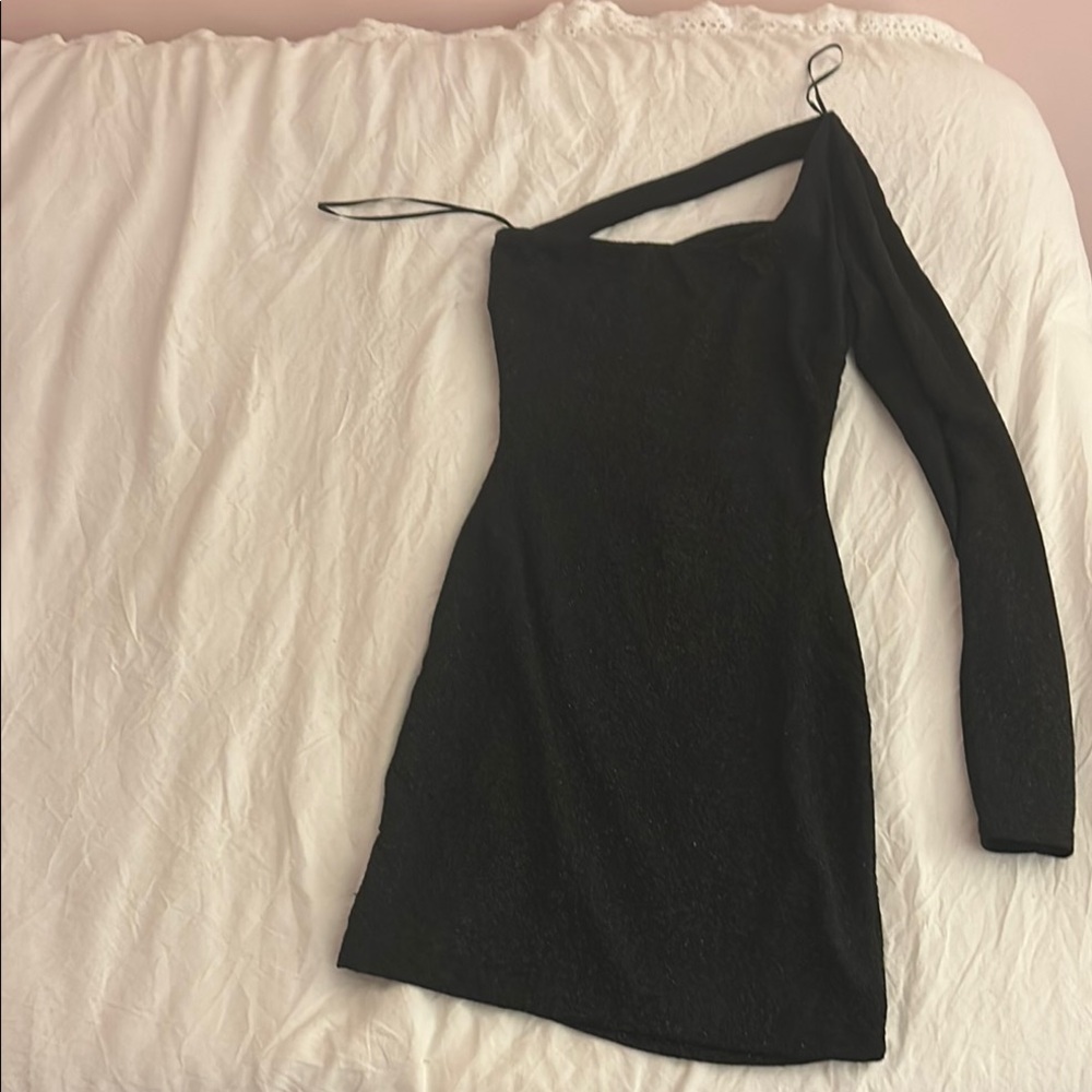 Windsor black one sleeve dress